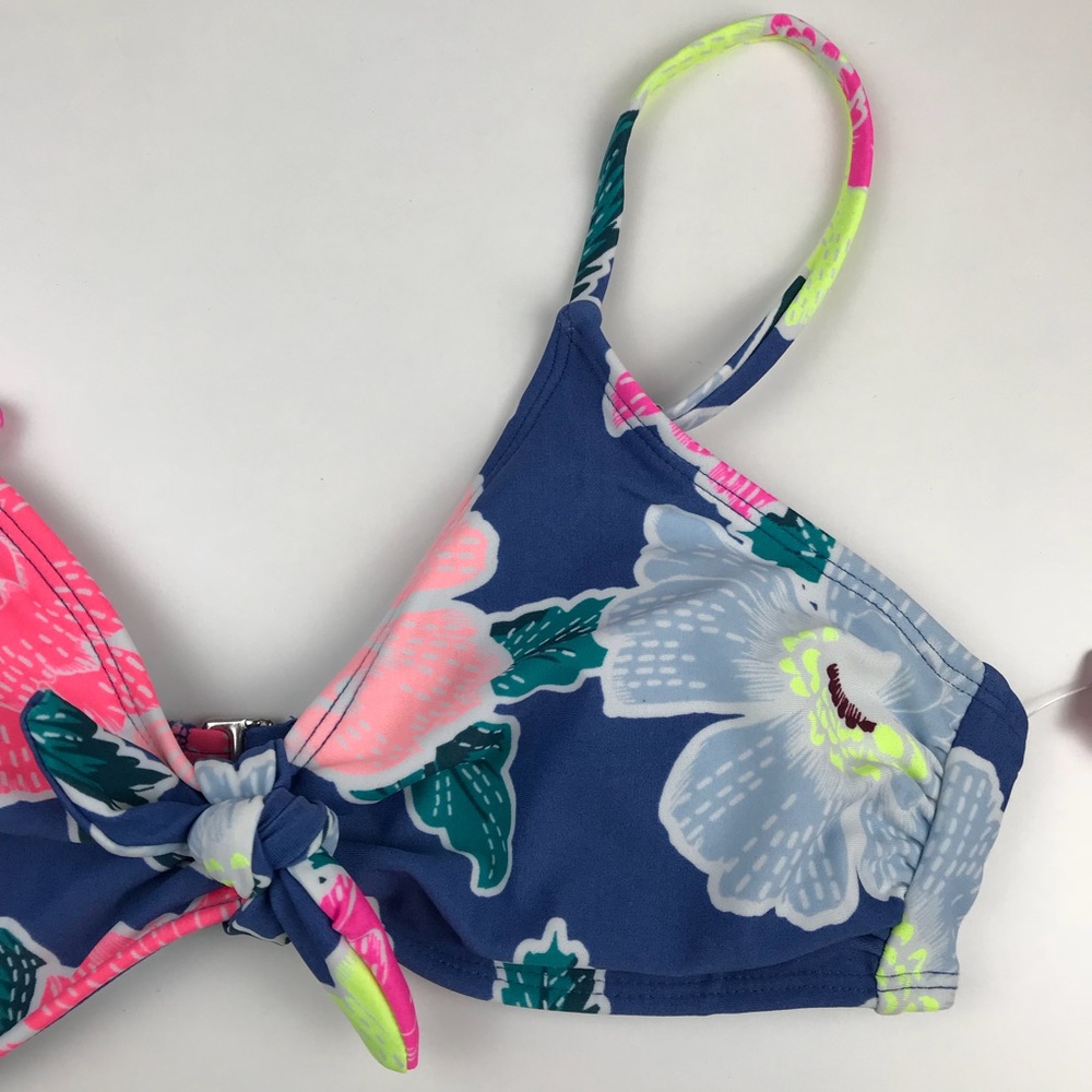 Women’s Blue Floral Swim Bikini Top, NWT, Small - Picture 3 of 7